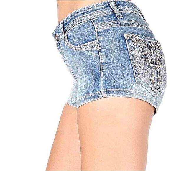 Platinum Plush Baroque Shorts  - Picture 4 of 5